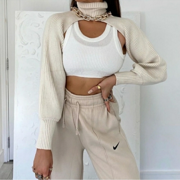 Nwt Zara Turtleneck Sleeves Scarfknit 